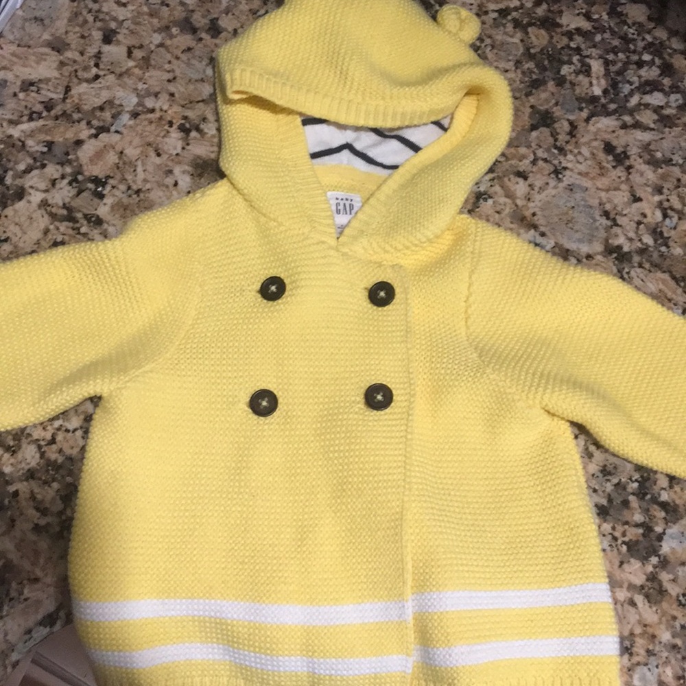 EUC Baby Gap Button bear sweater